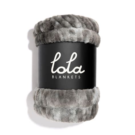 lola blanket dupe